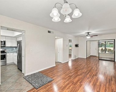 3036 Eastland Boulevard - Photo Thumbnail 5