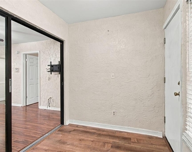 3036 Eastland Boulevard - Photo Thumbnail 17