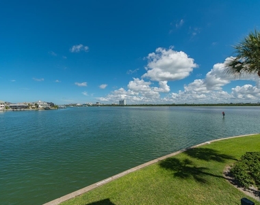 868 Bayway Boulevard - Photo Thumbnail 13