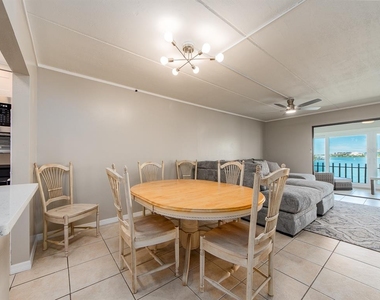 868 Bayway Boulevard - Photo Thumbnail 6