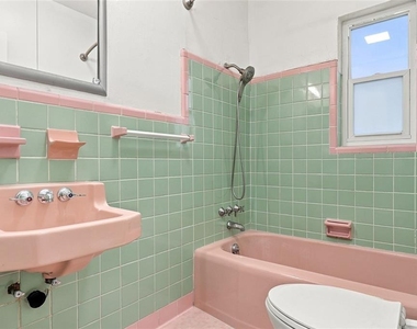 2002 1st Street S - Photo Thumbnail 9
