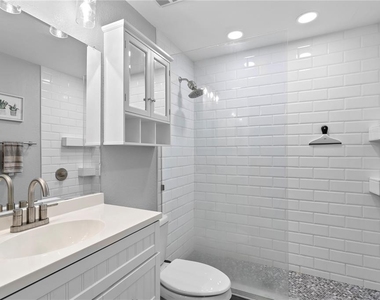1040 Normandy Trace Road - Photo Thumbnail 19