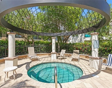 1040 Normandy Trace Road - Photo Thumbnail 30