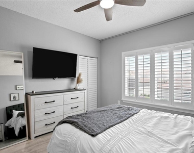 1040 Normandy Trace Road - Photo Thumbnail 21