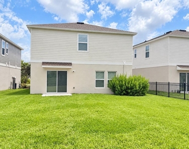 5548 Summer Sunset Drive - Photo Thumbnail 15