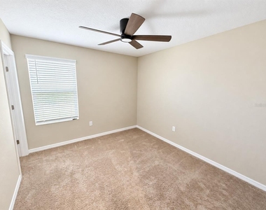 5548 Summer Sunset Drive - Photo Thumbnail 6