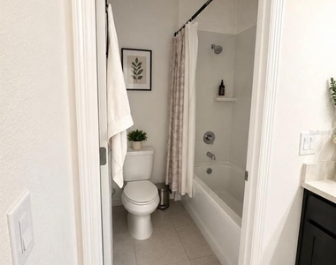 2042 Iorio Street - Photo Thumbnail 14