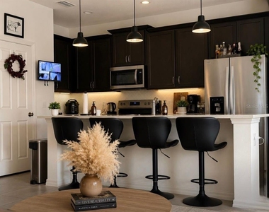 2042 Iorio Street - Photo Thumbnail 3