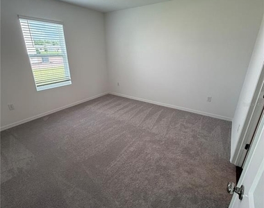 5477 Crown Point Road - Photo Thumbnail 17