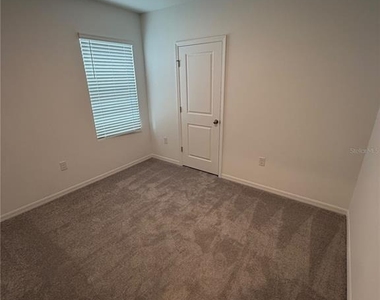 5477 Crown Point Road - Photo Thumbnail 8