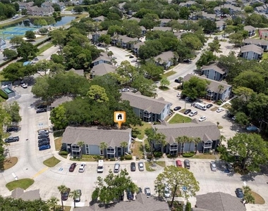 3849 Bay Club Circle - Photo Thumbnail 18