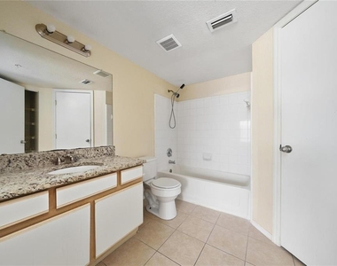 2201 Key West Court - Photo Thumbnail 31