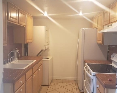 865 Sky Lake Circle - Photo Thumbnail 2