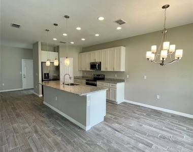 1140 Roan Court - Photo Thumbnail 4