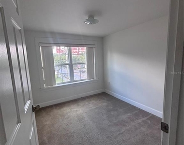 22 S Clyde Avenue - Photo Thumbnail 4