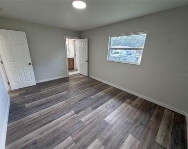 301 Lesesne Street - Photo Thumbnail 17