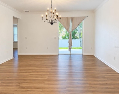 2887 Moonstone Bend - Photo Thumbnail 10