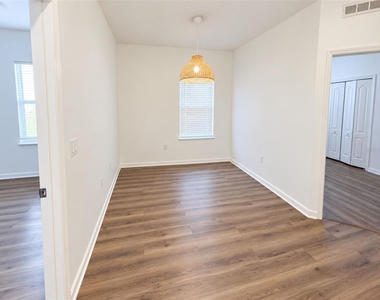2887 Moonstone Bend - Photo Thumbnail 16