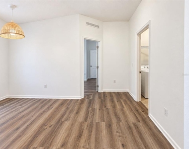 2887 Moonstone Bend - Photo Thumbnail 14