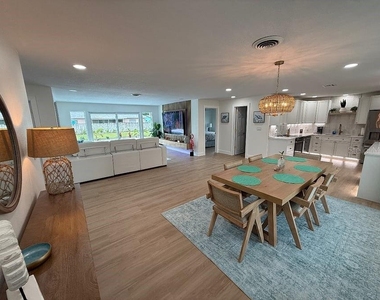 285 Ocean Spray Ave Avenue - Photo Thumbnail 7