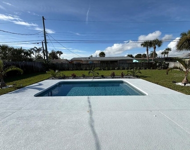 285 Ocean Spray Ave Avenue - Photo Thumbnail 16