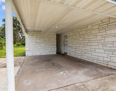 9545 State Road 33 N - Photo Thumbnail 8
