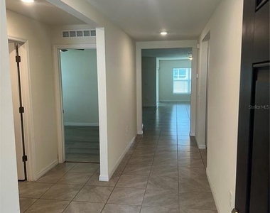 6911 Se 112th Lane - Photo Thumbnail 2