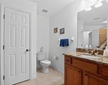 208 Marion Oaks Trail - Photo Thumbnail 19