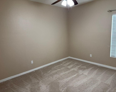 14410 Hidden Court - Photo Thumbnail 6