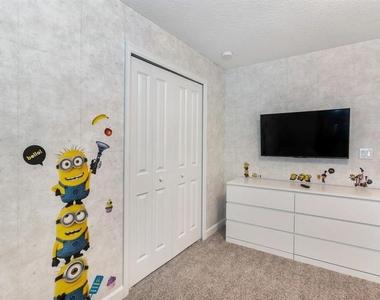 8931 Stinger Drive - Photo Thumbnail 9