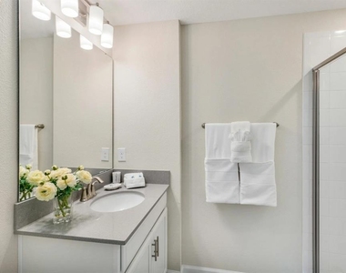 8931 Stinger Drive - Photo Thumbnail 4