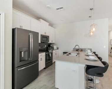 8931 Stinger Drive - Photo Thumbnail 16