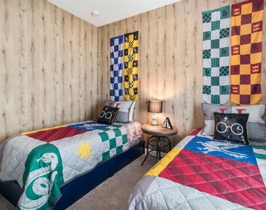 8931 Stinger Drive - Photo Thumbnail 8
