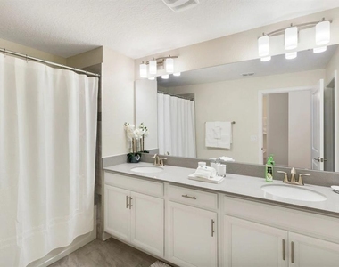 8931 Stinger Drive - Photo Thumbnail 1
