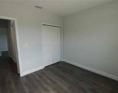 17196 Bonnie Avenue - Photo Thumbnail 12