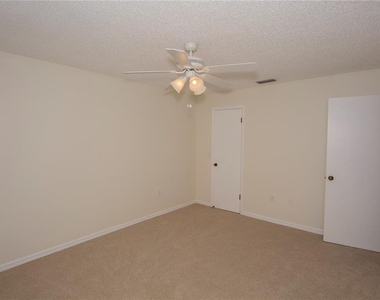 1618 Asher Lane - Photo Thumbnail 9