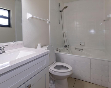 1618 Asher Lane - Photo Thumbnail 7