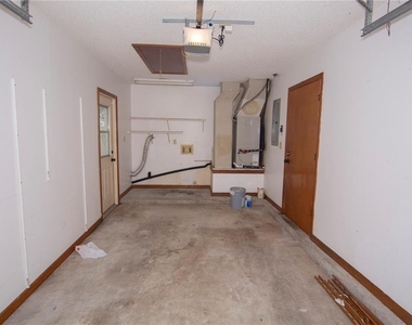 1618 Asher Lane - Photo Thumbnail 15