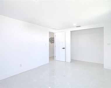 3711 Huntington Street Ne - Photo Thumbnail 27
