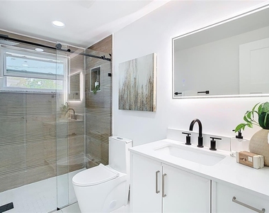 3711 Huntington Street Ne - Photo Thumbnail 33