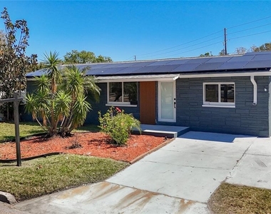 3711 Huntington Street Ne - Photo Thumbnail 1