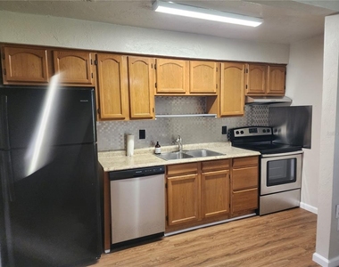 751 Rebecca Street - Photo Thumbnail 5