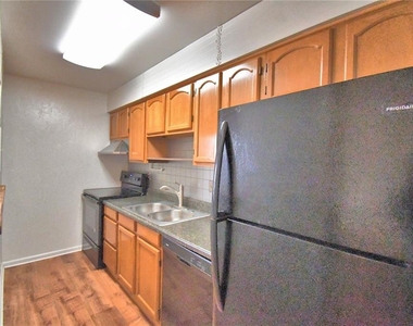 751 Rebecca Street - Photo Thumbnail 6