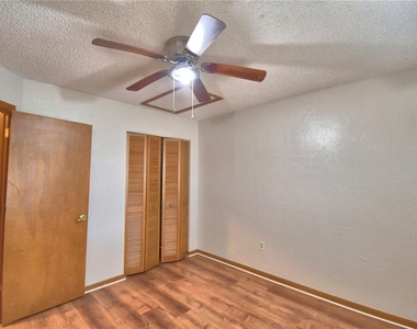 751 Rebecca Street - Photo Thumbnail 22