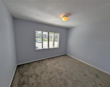6306 Grand Bahama Circle - Photo Thumbnail 11