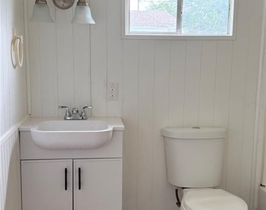 115 Whitfield Street - Photo Thumbnail 22