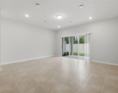 468 Beryl Cove - Photo Thumbnail 9