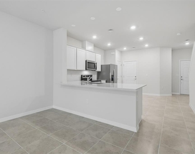 468 Beryl Cove - Photo Thumbnail 4