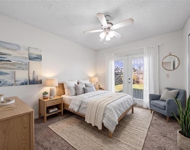 1094 Martin Boulevard - Photo Thumbnail 32