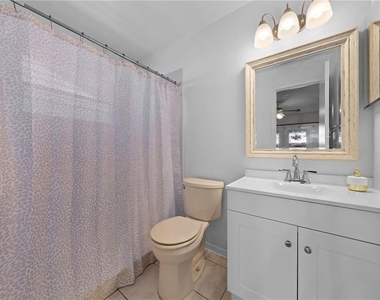 1094 Martin Boulevard - Photo Thumbnail 27